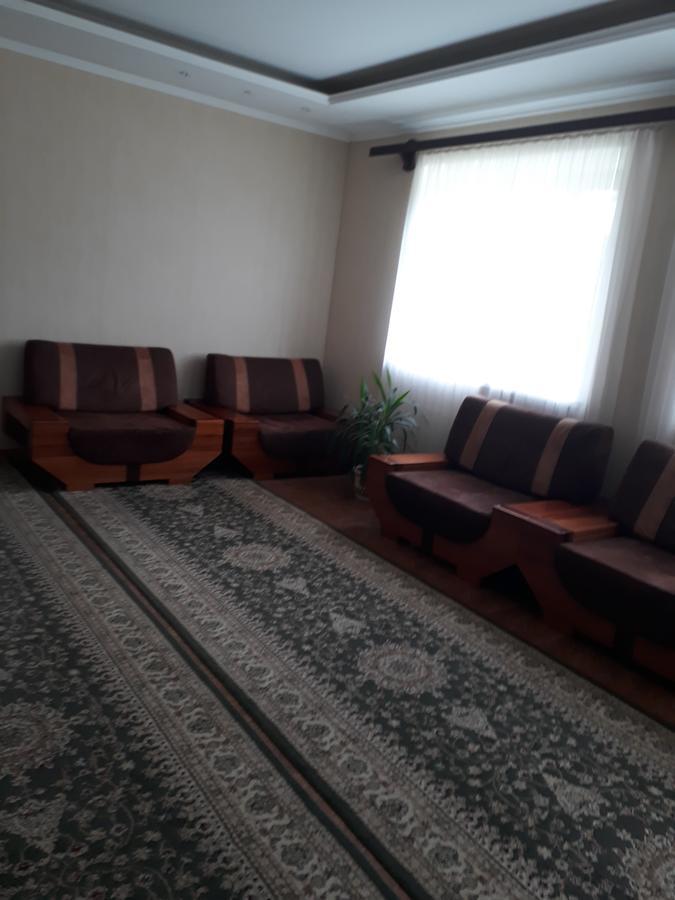 Uyut Hotel Cherníhiv Exterior foto